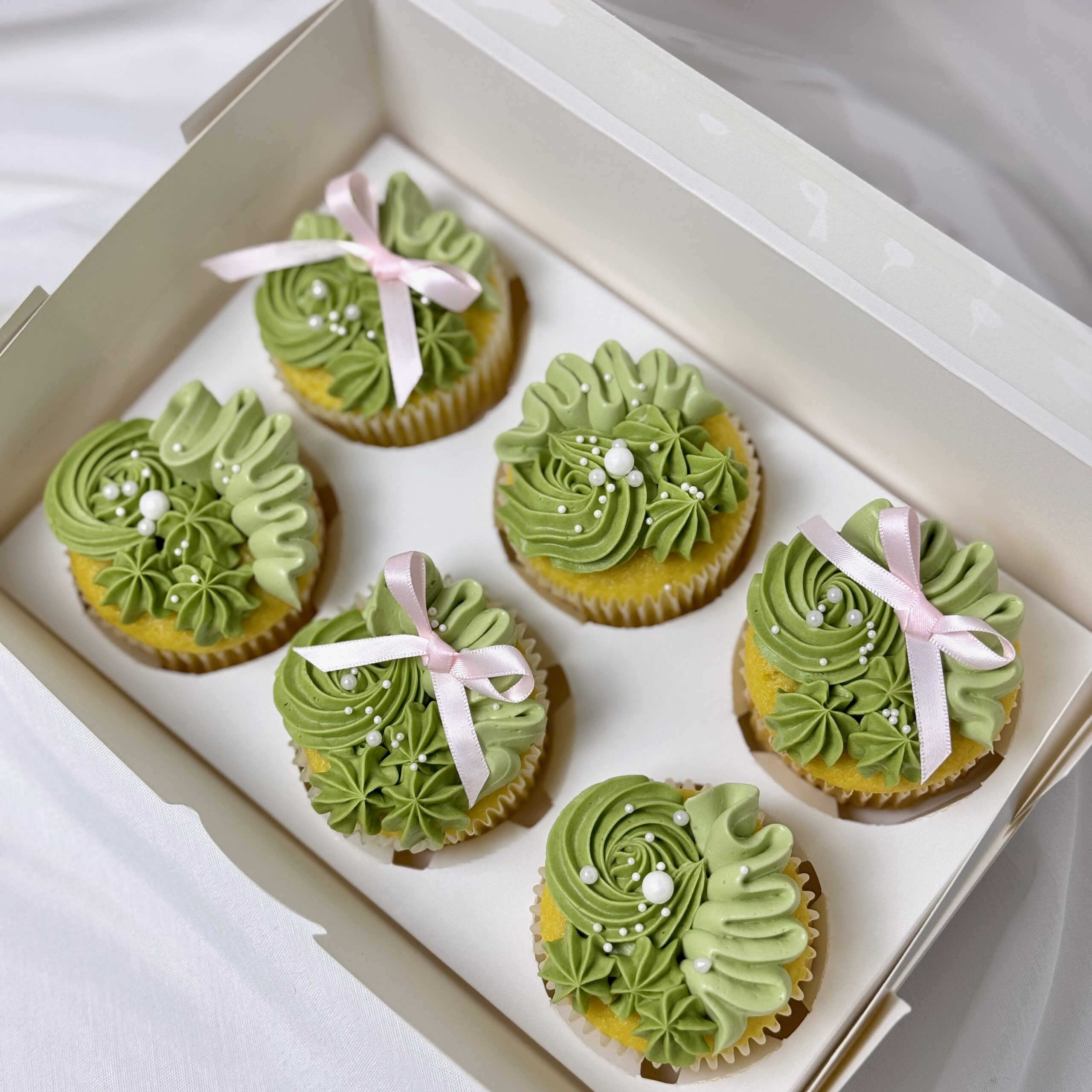 Cupcakes – Salem Cake Shop, image size:2560x2560